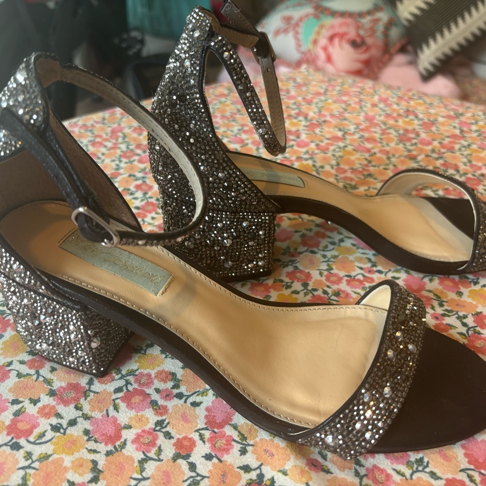 Betsey Johnson Mari Evening Sandal Size 8.5